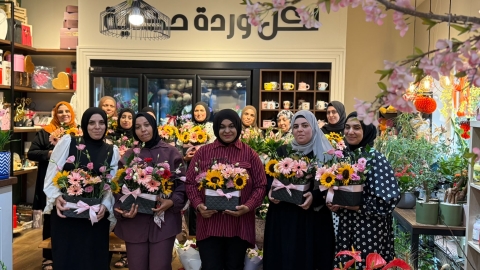 بلدية كفر قرع: مركز أجيال يحتفي بالأمهات بورشة إبداعية لتنسيق الزهور تقديرًا لعطائهن ودورهن في بناء الأسرة والمجتمع